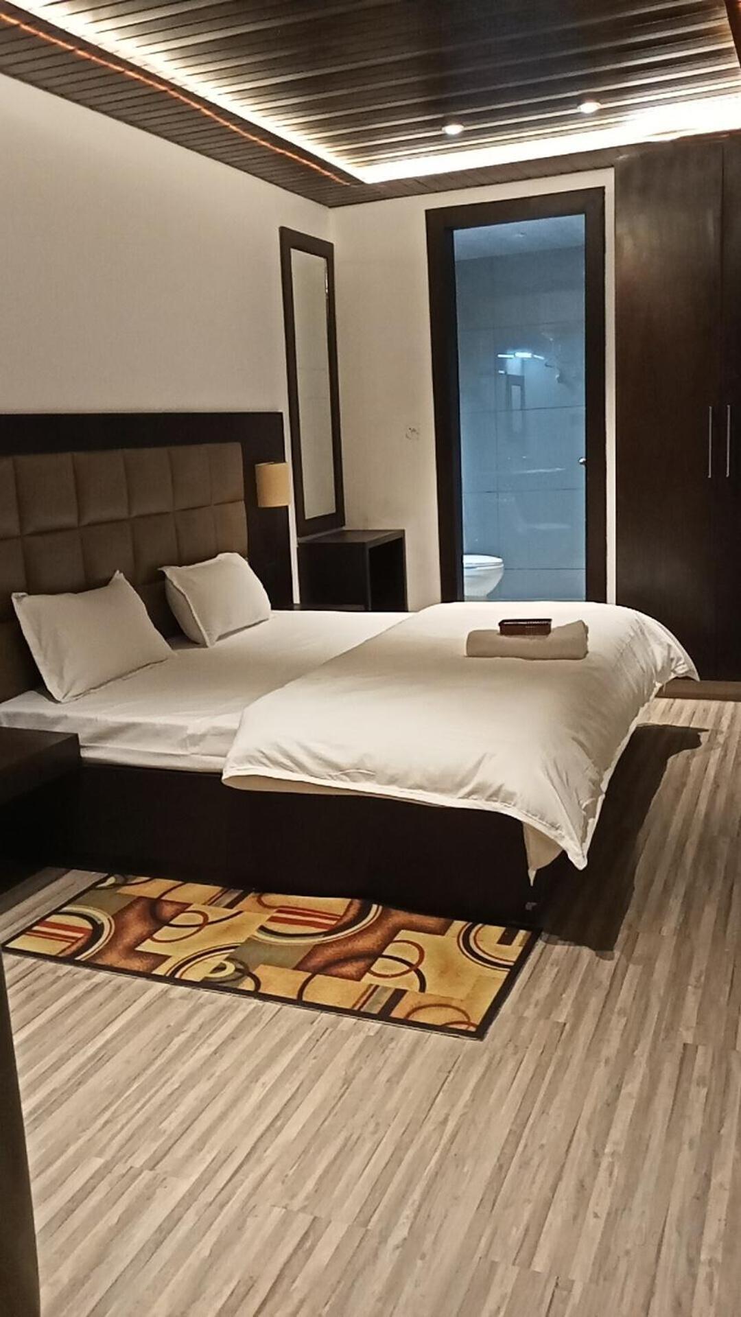 Mount View - A Luxurious Stay Bhowali Nainital Kültér fotó